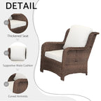 Ensemble de conversation d'extérieur en rotin 5 pièces comprenant un canapé 3 places, 2 fauteuils et des poufs pour terrasse ou balcon.