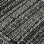 Chaise longue d'extérieur Outsunny en résine tressée, dossier réglable sur 5 niveaux, avec roulettes, coussin et appui-tête.