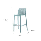 Ensemble de quatre chaises de bar d'extérieur HomeRoots, 30 pouces, bleu clair, en plastique robuste, dossier bas