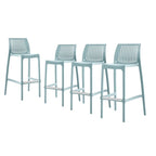 Ensemble de quatre chaises de bar d'extérieur HomeRoots, 30 pouces, bleu clair, en plastique robuste, dossier bas