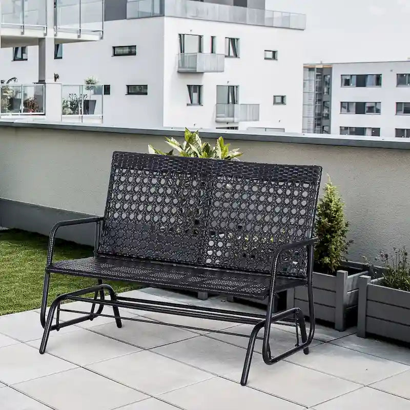 Fauteuil à bascule de patio Outsunny, canapé-lit ergonomique 2 places en résine tressée PE pour espaces extérieurs, jardin et véranda