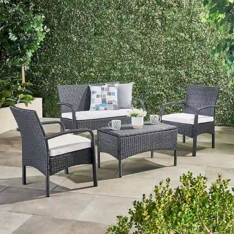 Ensemble de conversation 4 pièces en résine tressée Cordoba avec coussins, par Christopher Knight Home