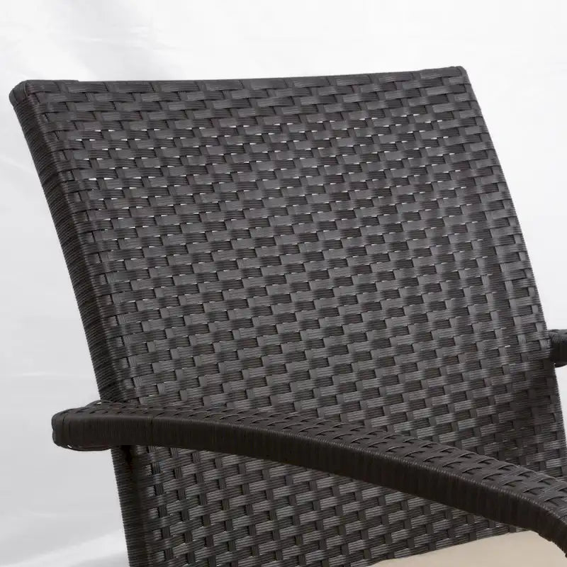 Ensemble de conversation 4 pièces en résine tressée Cordoba avec coussins, par Christopher Knight Home