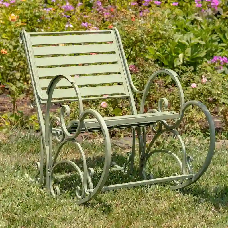 Fauteuil à bascule Monte Carlo 1968 en fer vert antique - 62 cm (L) x 107 cm (l) x 93 cm (H)
