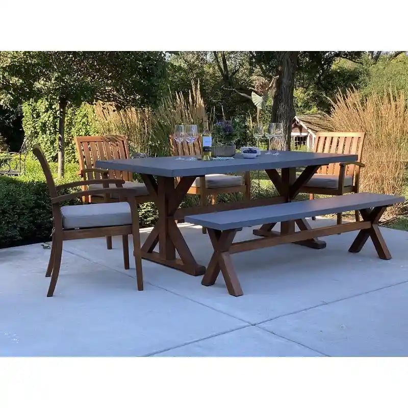 Ensemble de salle à manger Nadine 6 pièces en eucalyptus et composite avec chaises de luxe