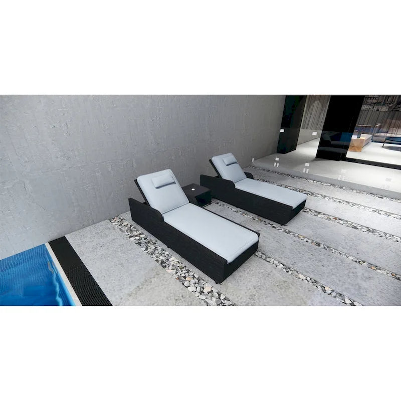 Ensemble de 3 chaises longues d'extérieur en aluminium et résine tressée réglable.