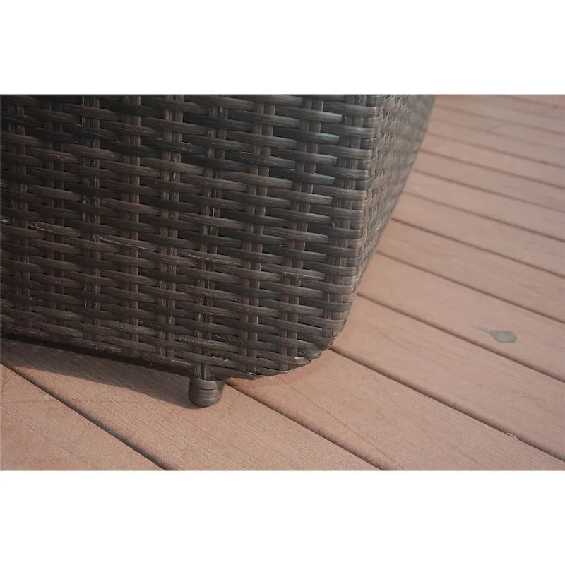 Ensemble de 3 chaises longues d'extérieur en aluminium et résine tressée réglable.