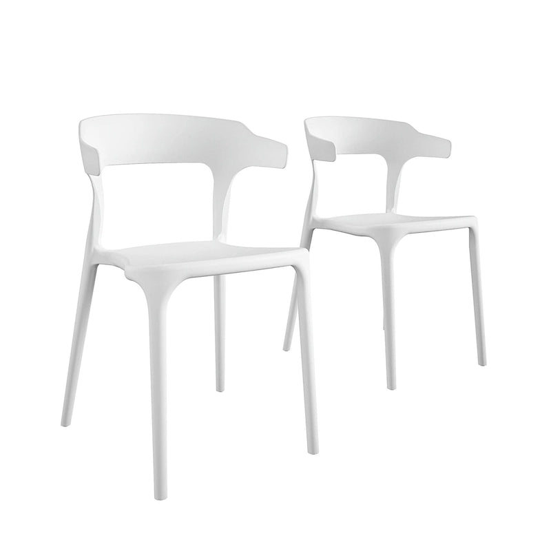 Les chaises de salle à manger empilables Felix de Novogratz Poolside