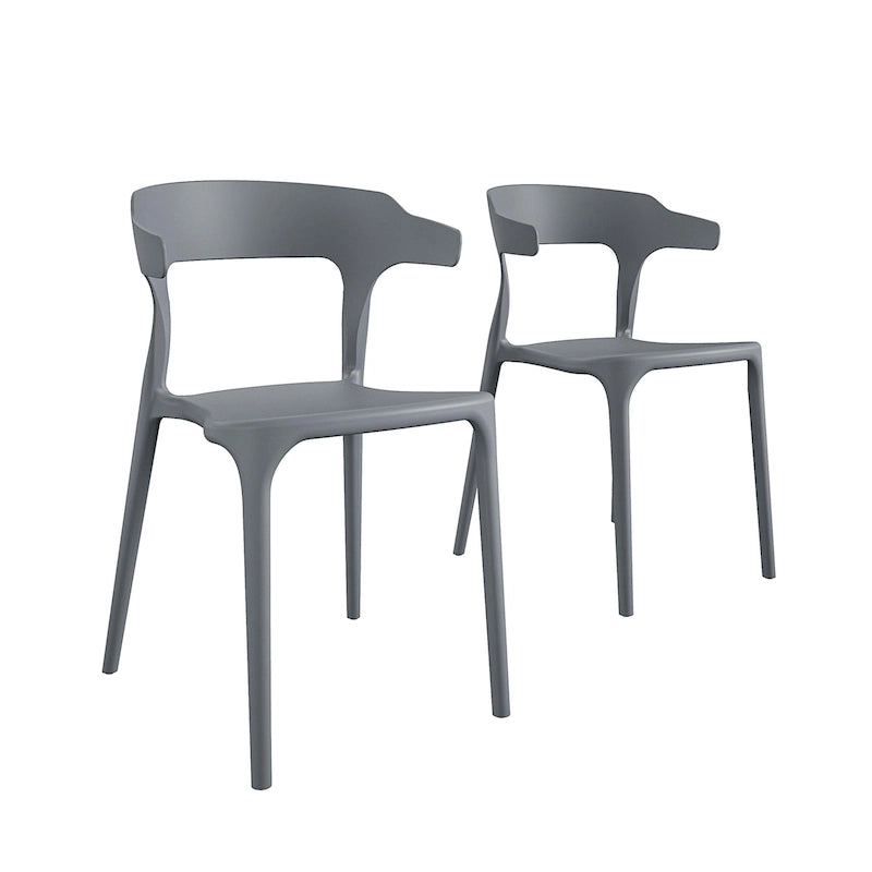 Les chaises de salle à manger empilables Felix de Novogratz Poolside