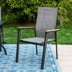 Ensemble de salle à manger d'extérieur MAISON ARTS 5/6 pièces, comprenant 4 chaises empilables en aluminium et 1 table en métal.