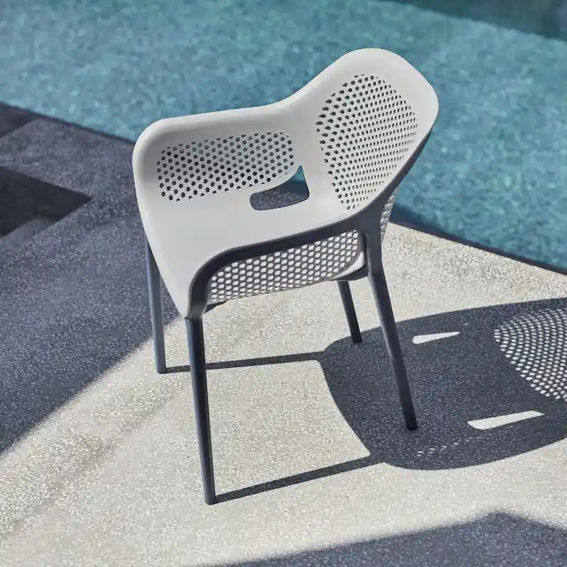 Chaises d'appoint de salle à manger de patio Omax Decor Atra (lot de 2) - Non disponible