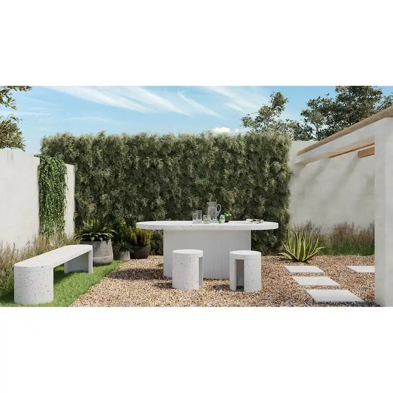Table de salle à manger d'extérieur moderne Lisette d'Aurelle Home avec plateau en terrazzo