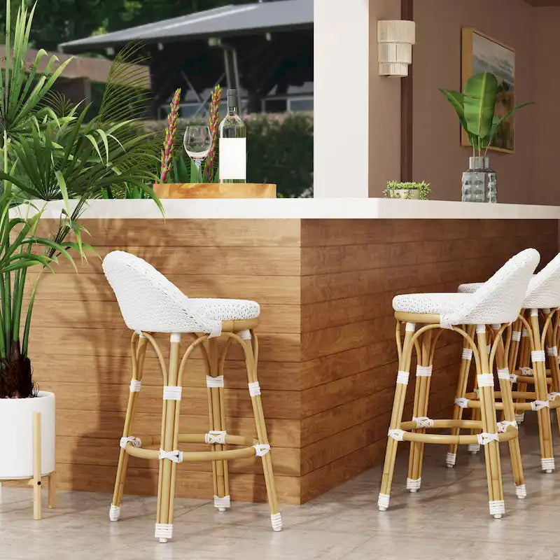 Tabouret de bar d'extérieur Tobias en rotin et métal, dossier bas