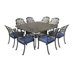 Ensemble de salle à manger carré Saratoga 9 pièces en aluminium couleur canon de fusil avec 8 chaises de salle à manger avec accoudoirs rembourrés