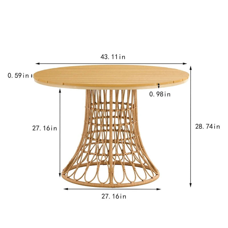 Ensemble repas d'extérieur simple avec table et chaises en bambou, table ronde de 110 cm en rotin PE et plateau en bois composite.