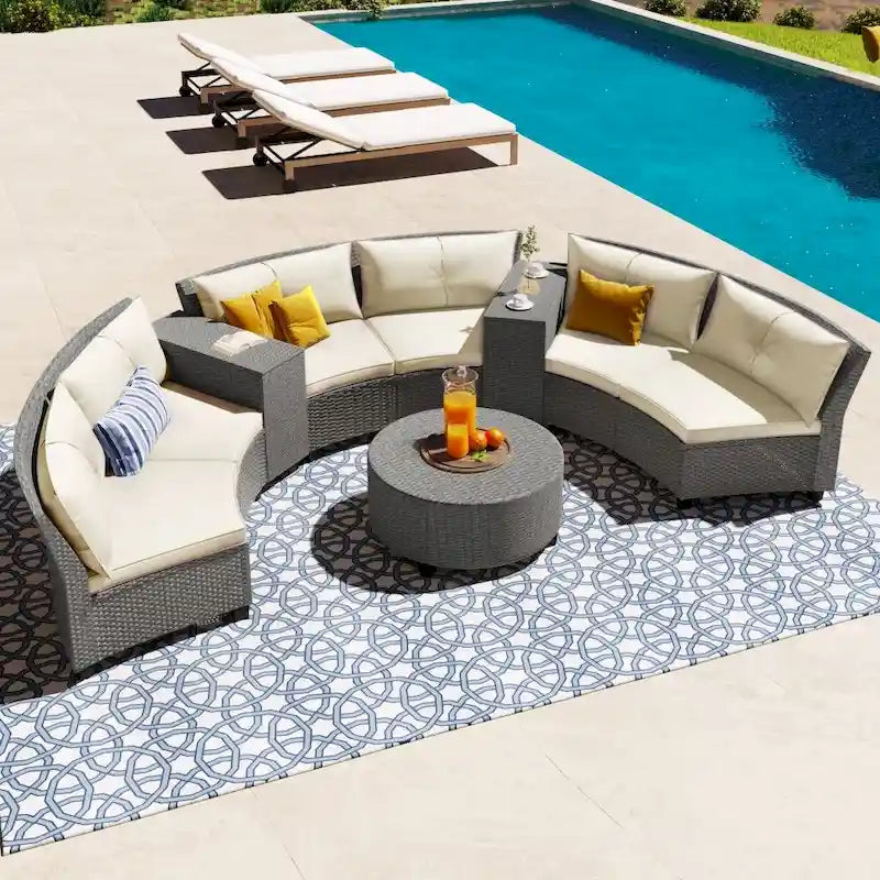 Ensemble de jardin en rotin en forme d'éventail pour 6 personnes, avec coussins et table.