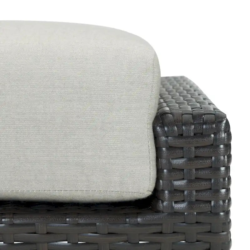 Ensemble de salon de jardin Portofino Casual 7 pièces Sunbrella avec foyer intégré