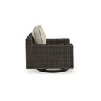 Fauteuil pivotant d'extérieur Coastline Bay Brown de Signature Design by Ashley avec coussin - 42,63 po L x 36,25 po P x 35 po H